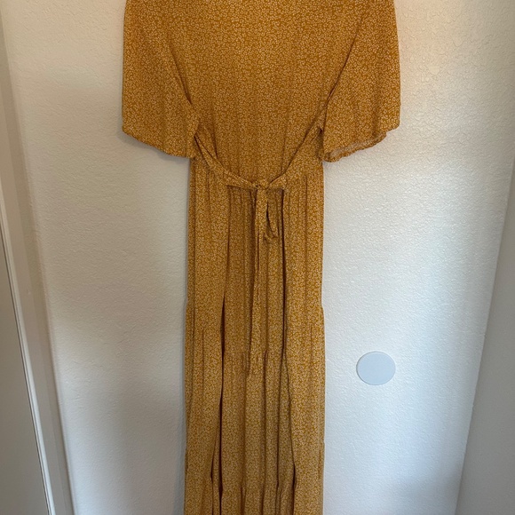 Women's V Neck Short Sleeve Wrap Maxi Nursing Maternity Dress - Picture 3 of 4